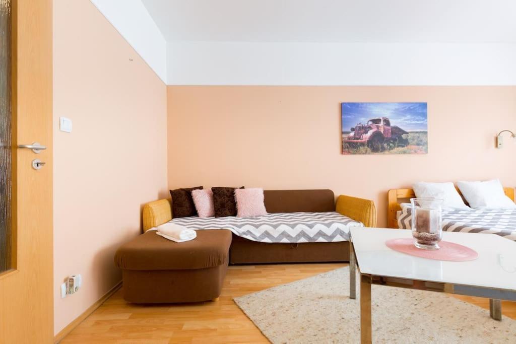 Acacia City Center Apartment Budapest Eksteriør billede