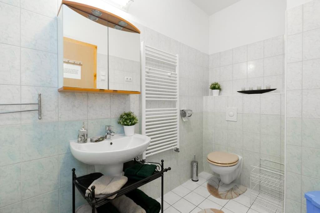 Acacia City Center Apartment Budapest Eksteriør billede